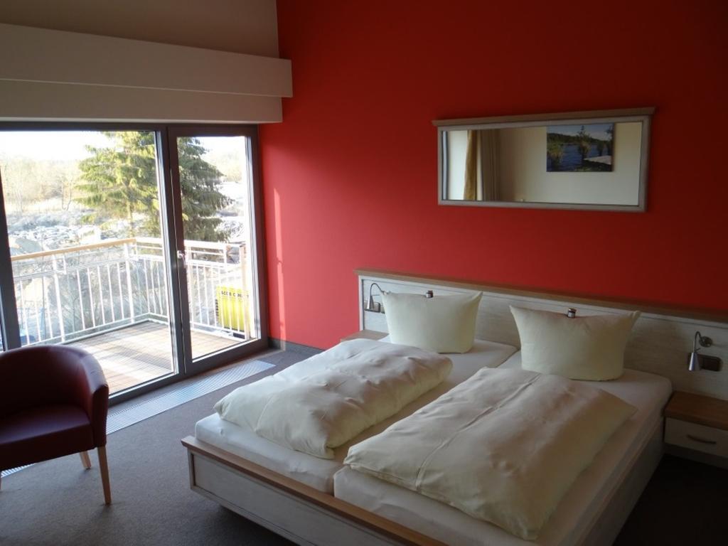 Hotel Und Restaurant Am Peenetal Liepen  Room photo